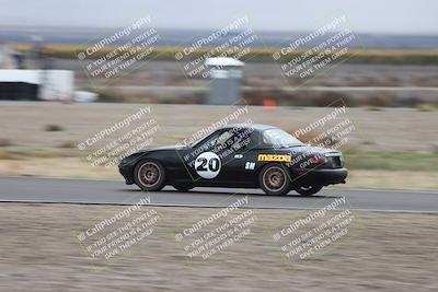 media/Nov-16-2025-CalClub SCCA (Sun) [[2975c16dfc]]/Group 1/Turn 9/